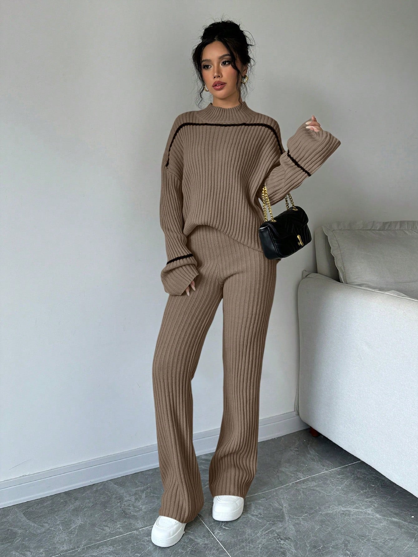 Ensemble pull et pantalon en tricot côtelé