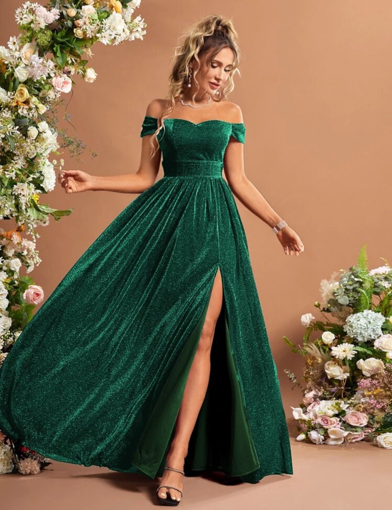 Robe de cérémonie longue avec paillettes