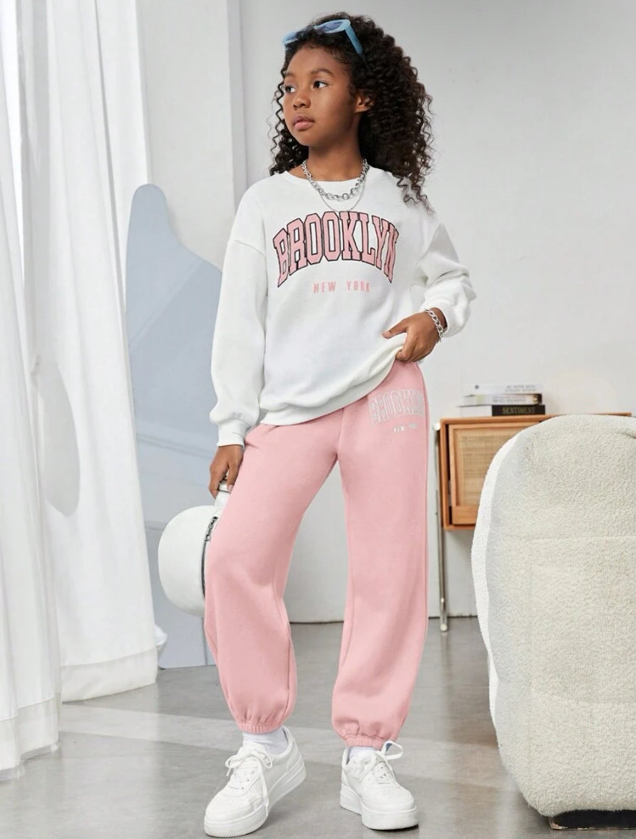 Ensemble sweat-shirt avec motif et pantalon jogging