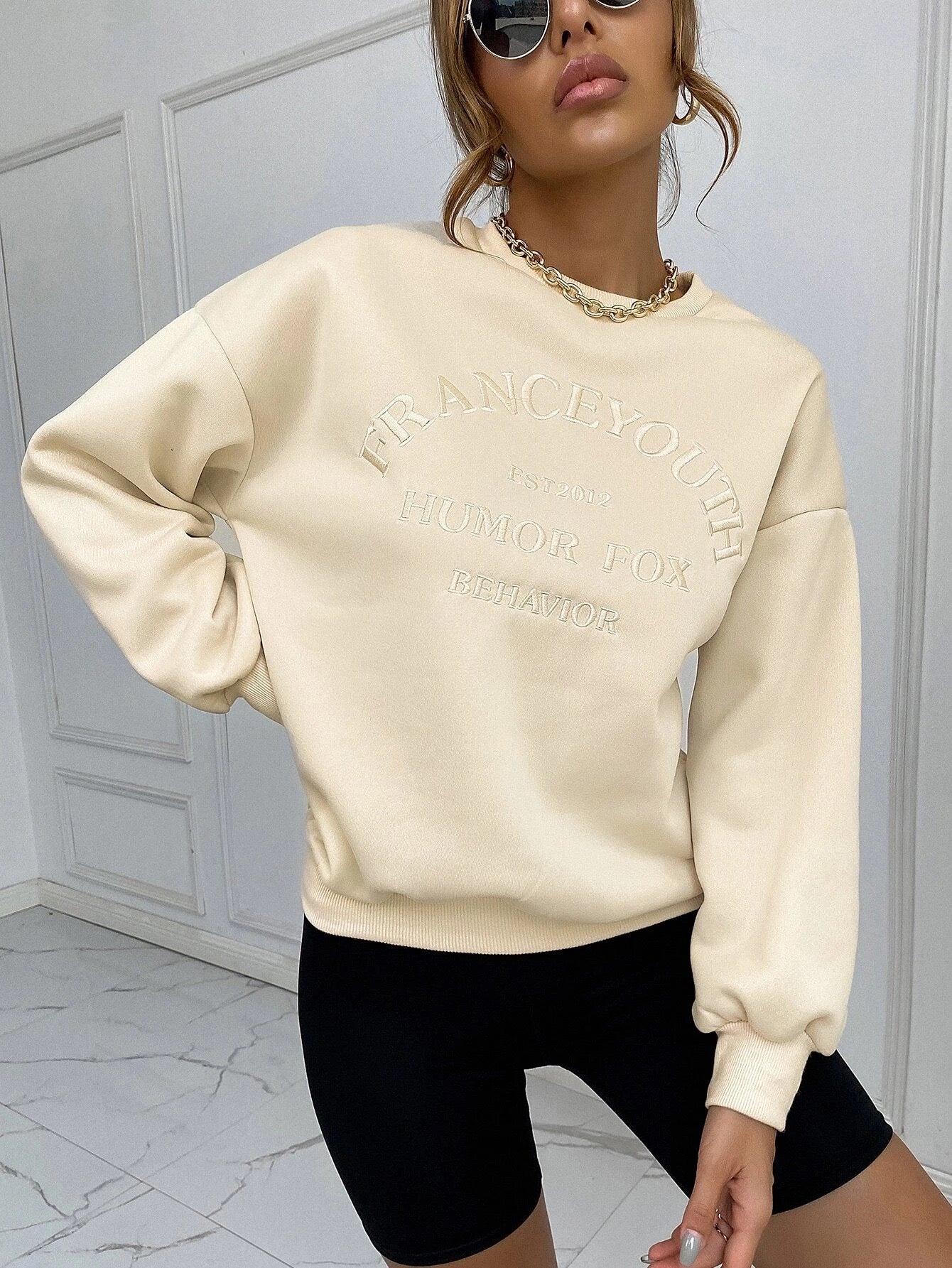 Sweat-shirt avec broderie en lettres