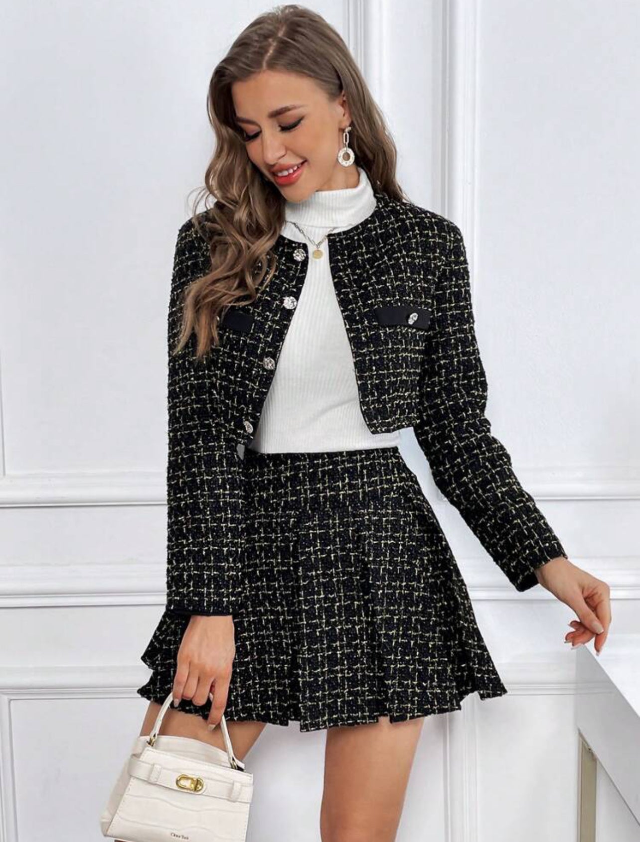 Ensemble jacket et jupe plissée en tweed