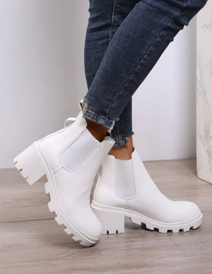 Stylische Stiefeletten mit Reißverschluss