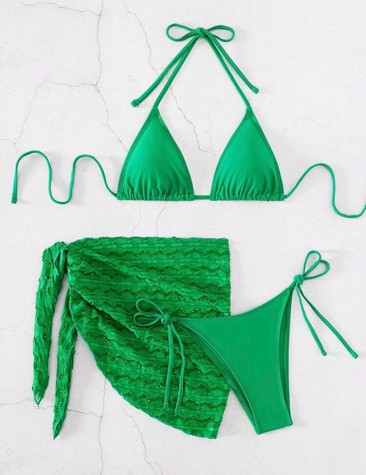 Dreiteiliges Bikini-Set