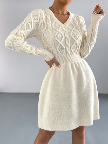 Robe pull avec détails en tricot